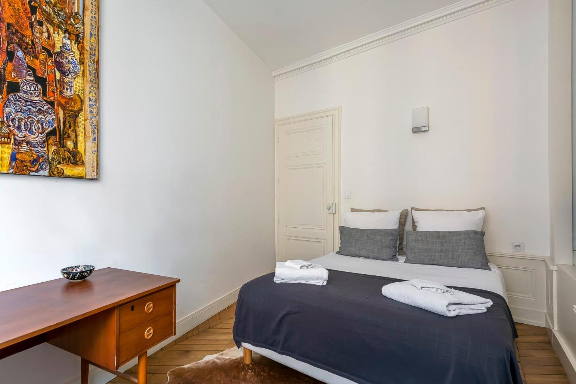 Apartment Curiosite - 2 Chambres- Proche Opera