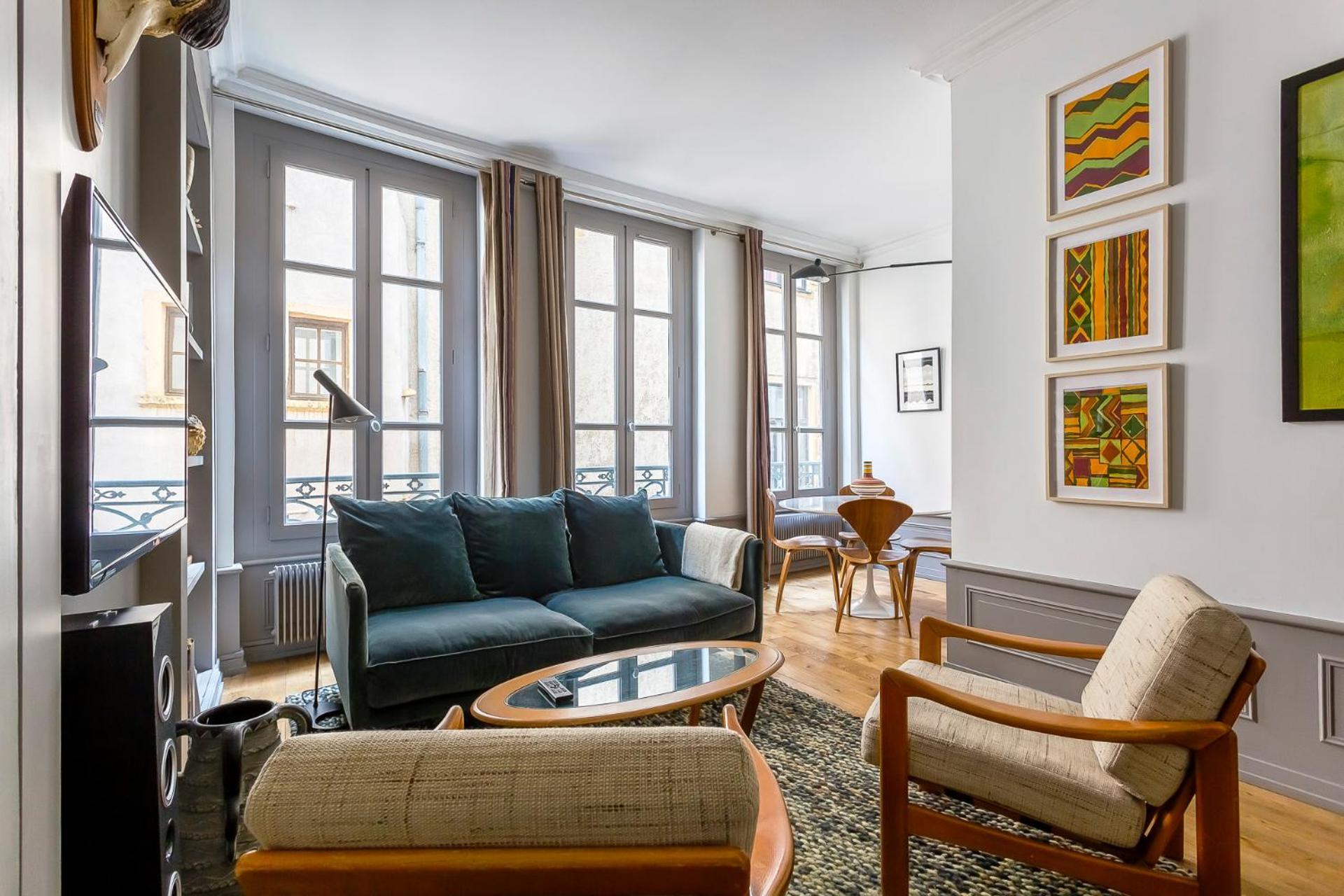 Apartment Curiosite - 2 Chambres- Proche Opera *